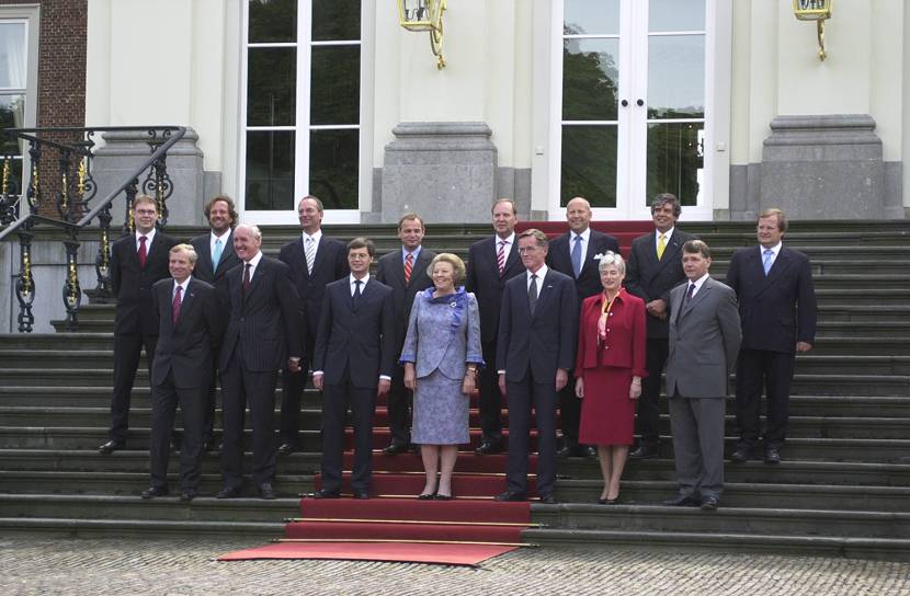 Bordesfoto kabinet-Rutte 1